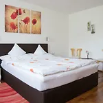 Haus Berta 아파트 *